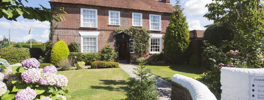 Newtown House Hotel 사우스헤일링 외부 사진